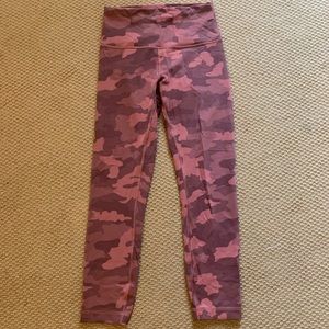 Lululemon wunder train leggings pink camo